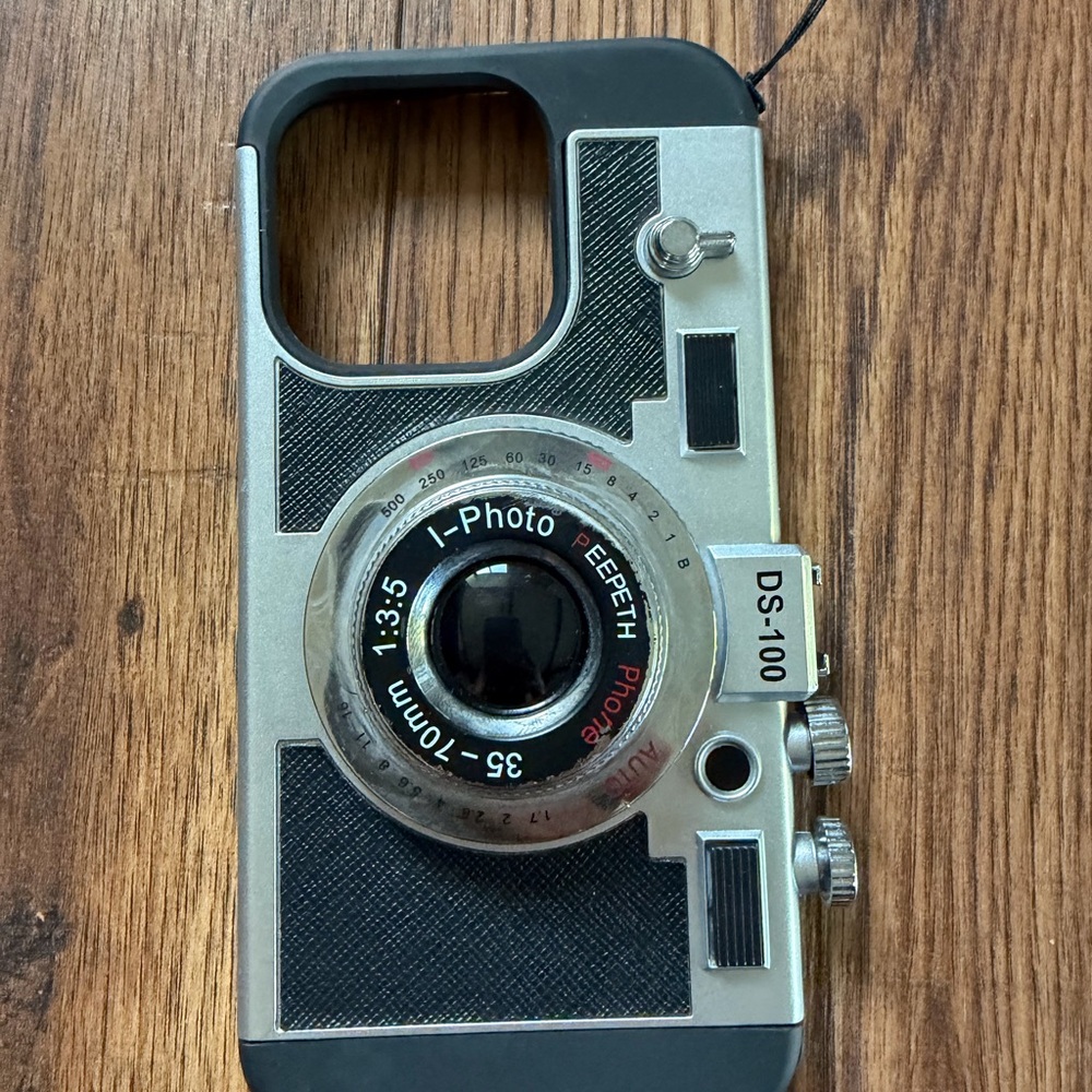 Retro Camera Style iPhone Case for iPhone 15 pro cases